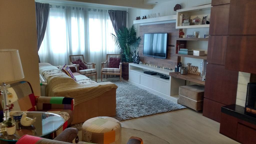 Lindo apartamento no centro de Canela Exterior foto